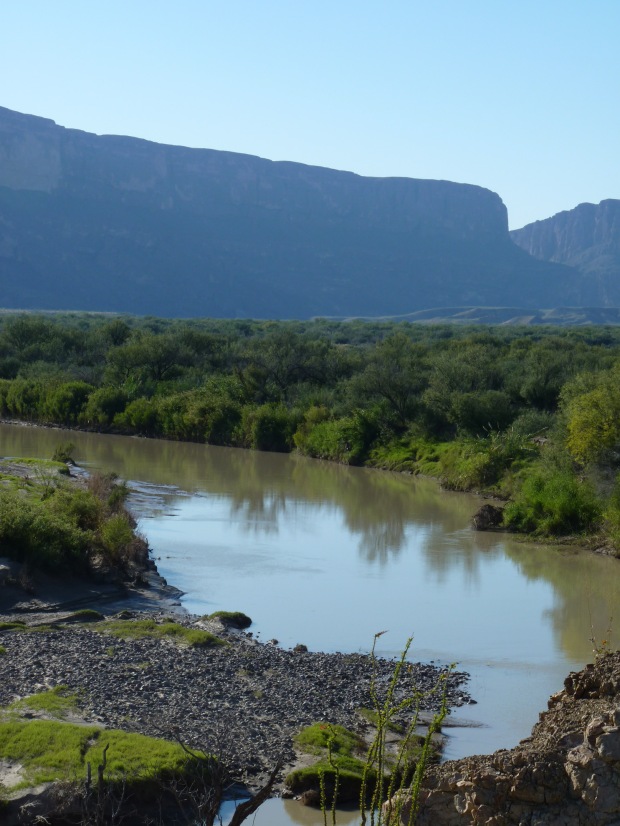 This is the Rio Grande, the river that is the border between Texas (on the right bank) and Mexico (on the left bank). 
